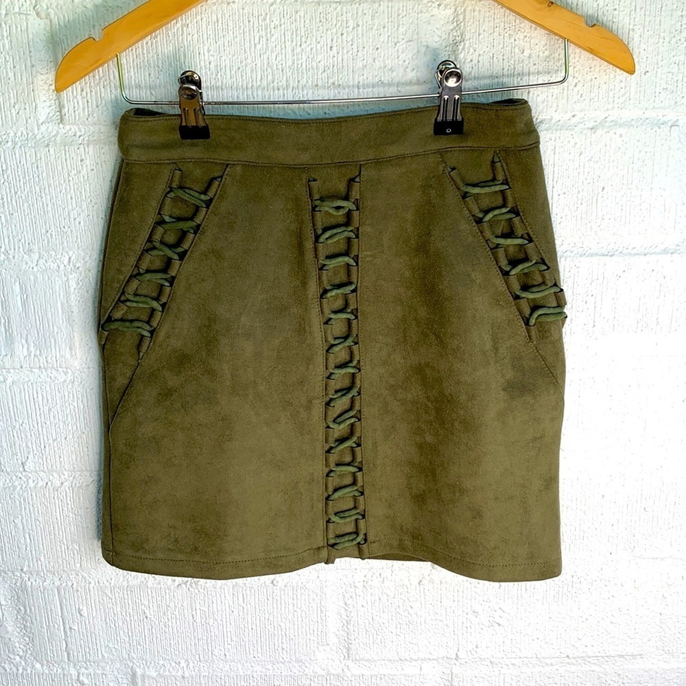 Seek The Label Suede Green Mini Skirt sz S